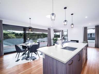 38 Admiralty Drive_4