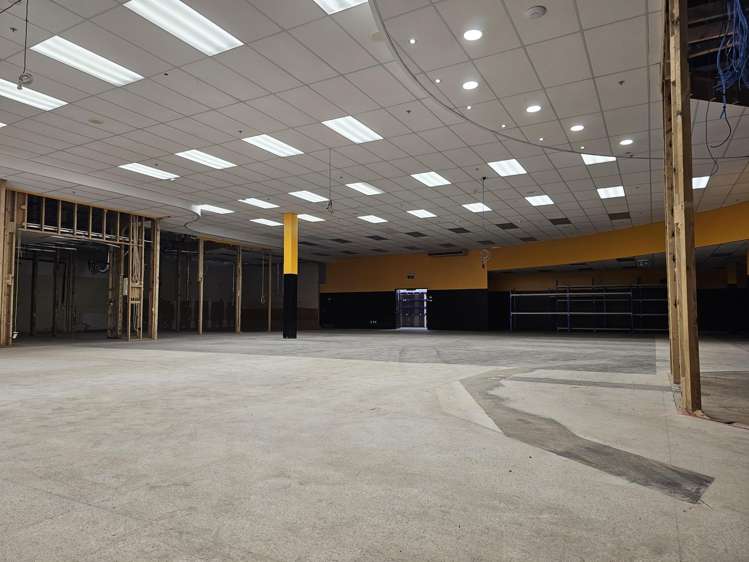 A6/192 Universal Drive_0