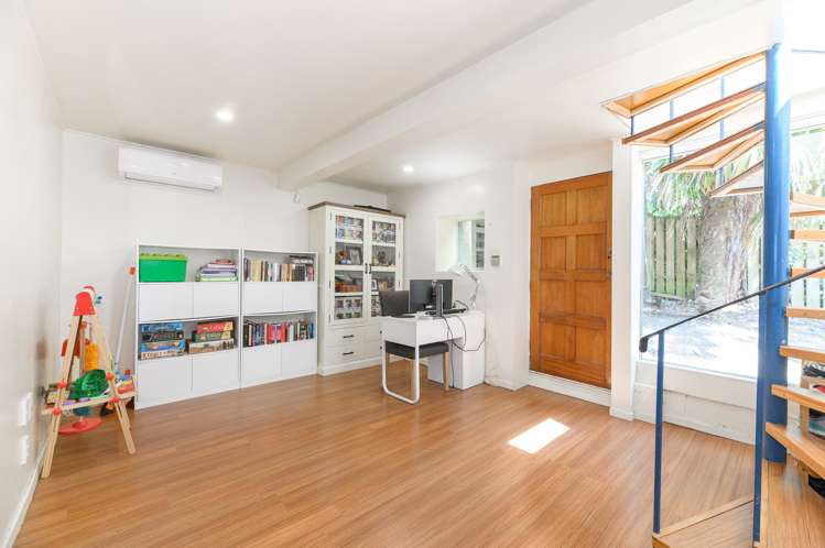 165 Laingholm Drive Laingholm_14