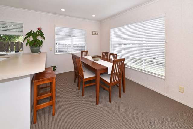 8 Botanic View Manurewa_1