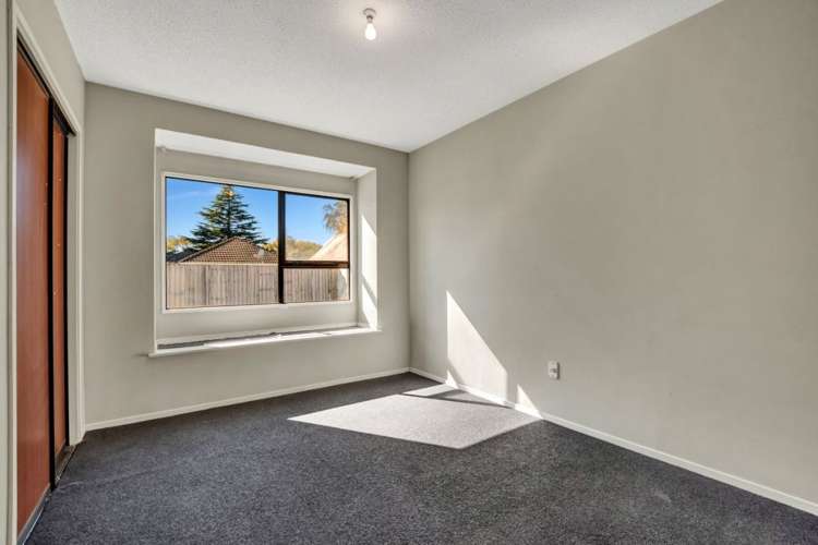 2/114 Randolph Street Woolston_7