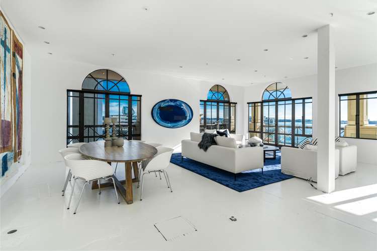 2 Queen Street Auckland Central_0