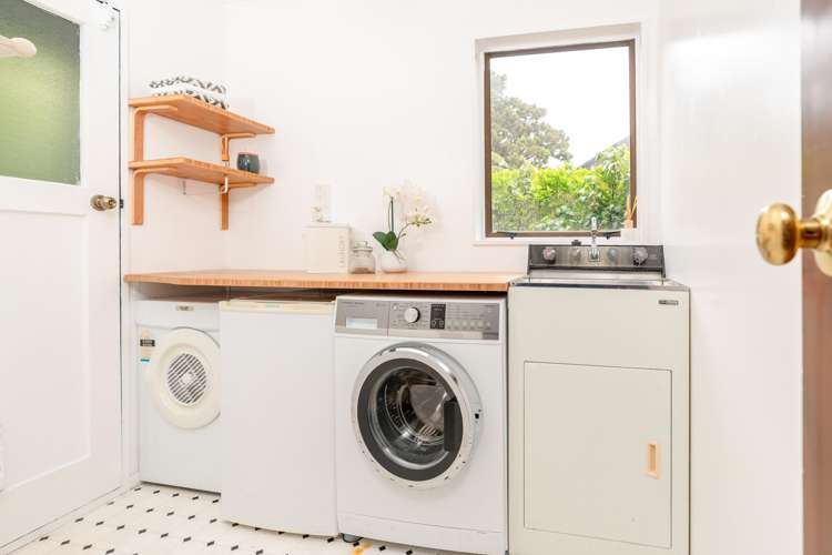 5A Ranikhet Way Khandallah_15