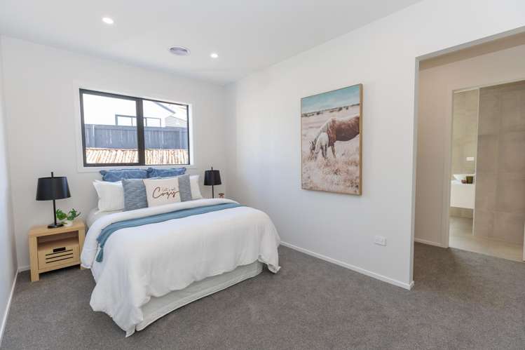 24 Prestbury Grove Churton Park_12