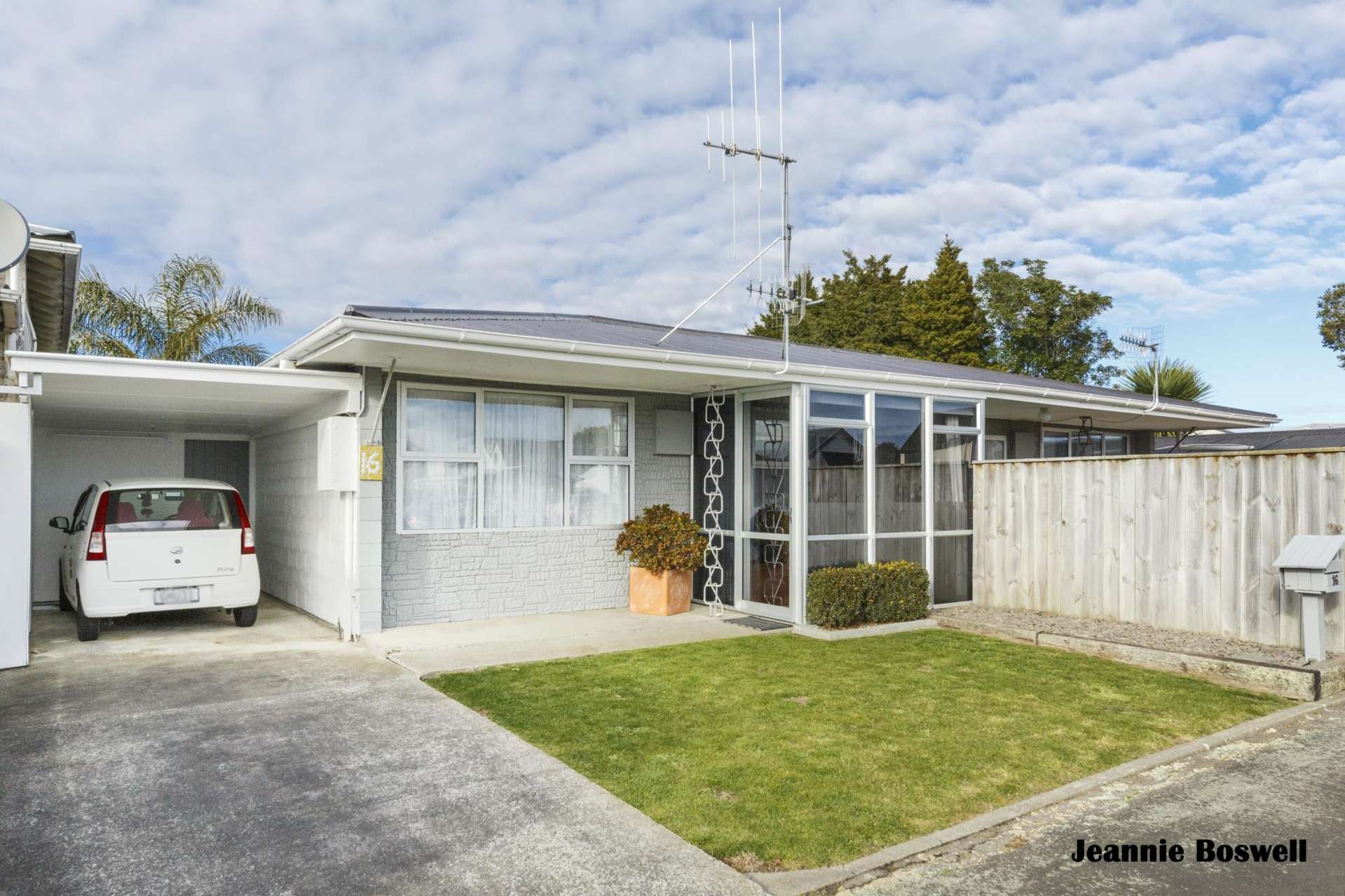 16 Carow Street Palmerston North Central_0