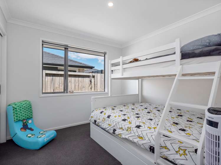 5 Livingstone Drive Papamoa_12