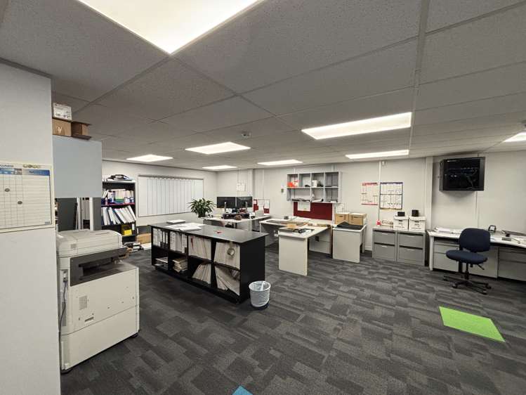 9/4 Glover Street Ngauranga_3