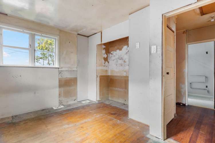 125 Titirangi Road New Lynn_15