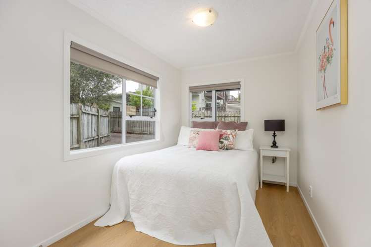 2/3 Ronald Macken Place Windsor Park_17