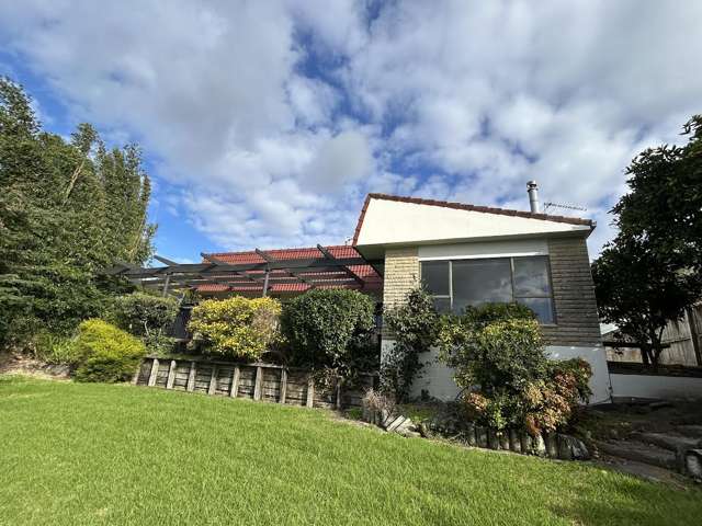 124 Bramley Drive Farm Cove_1