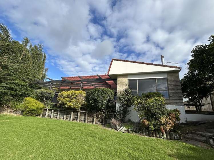124 Bramley Drive Farm Cove_1