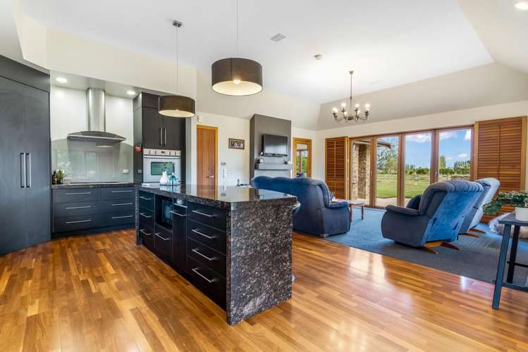 36 and 38 O'Brien Road Winton_10