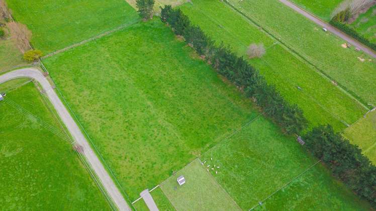 48 Riccarton Road Pahiatua_5