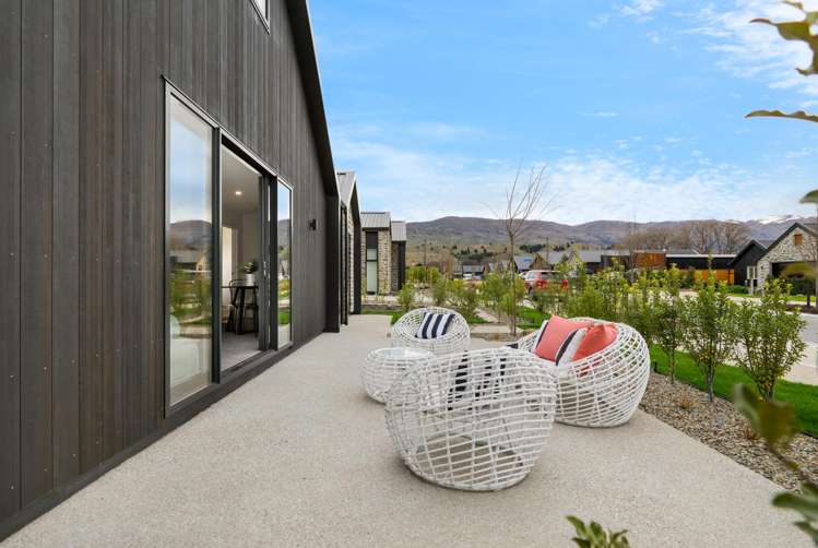 24 Magnum Drive Cromwell_18