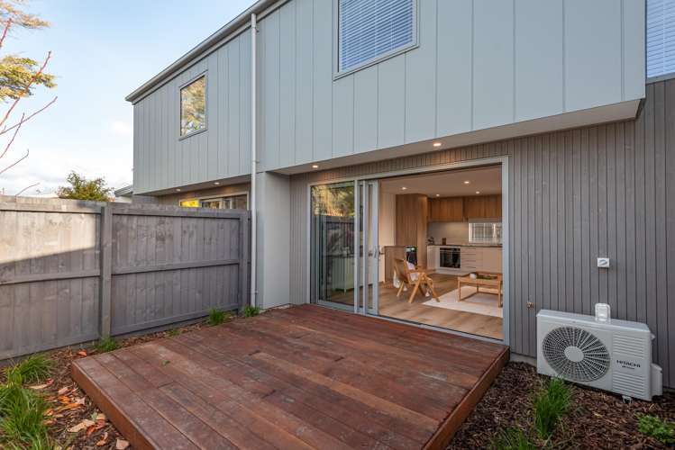 4/6 Strauss Place Somerfield_9