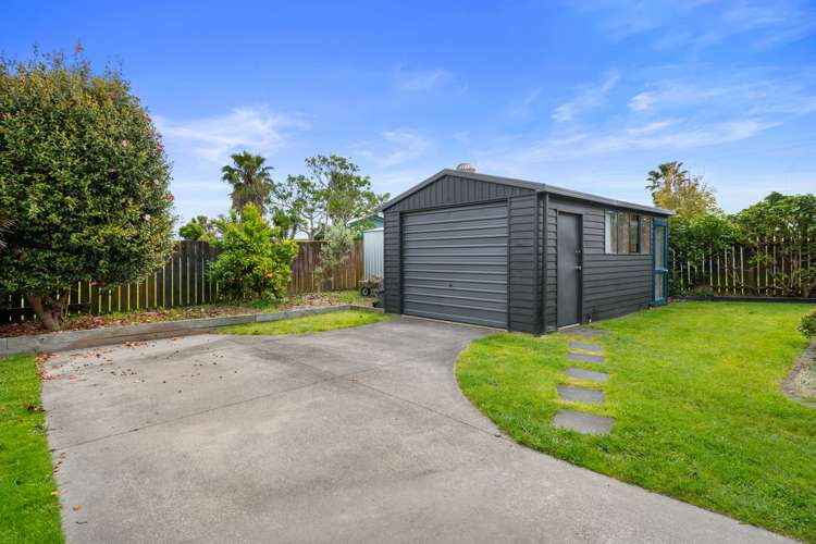 15d Lyn Grove Papamoa_16