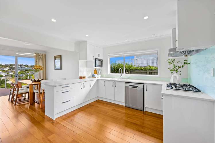 5A Colmar Road Mellons Bay_10