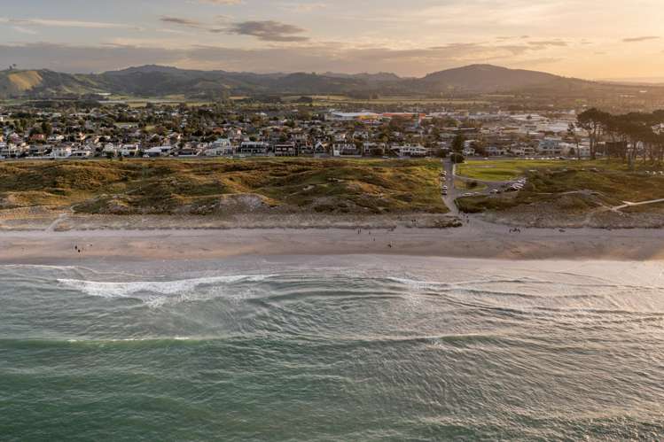 906 Papamoa Beach Road Papamoa_33