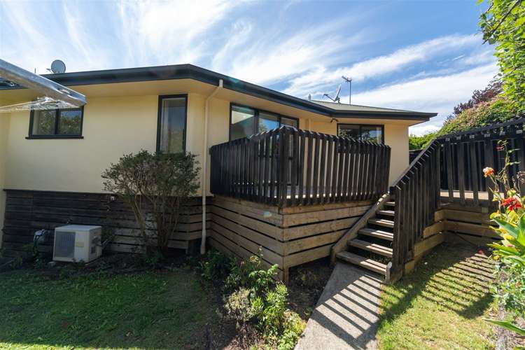 1/10 Rosebank Terrace Stoke_11