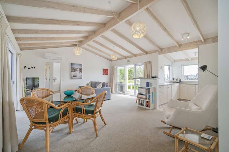 7 Dunlop Drive Pauanui_6