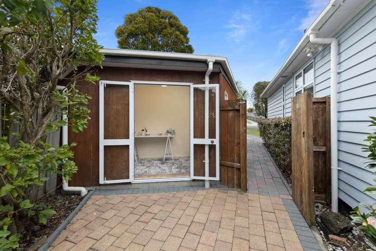 42 Philomel Crescent Bayswater_18