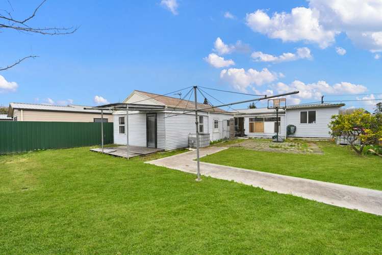 28 Pine Avenue Bader_20