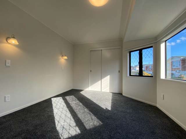 2/45 Shakespeare Road Milford_4