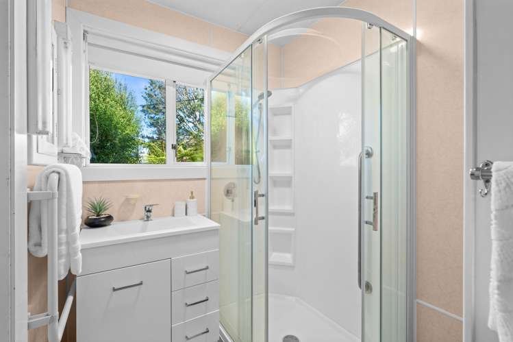 10 Ron Place Bishopdale_11