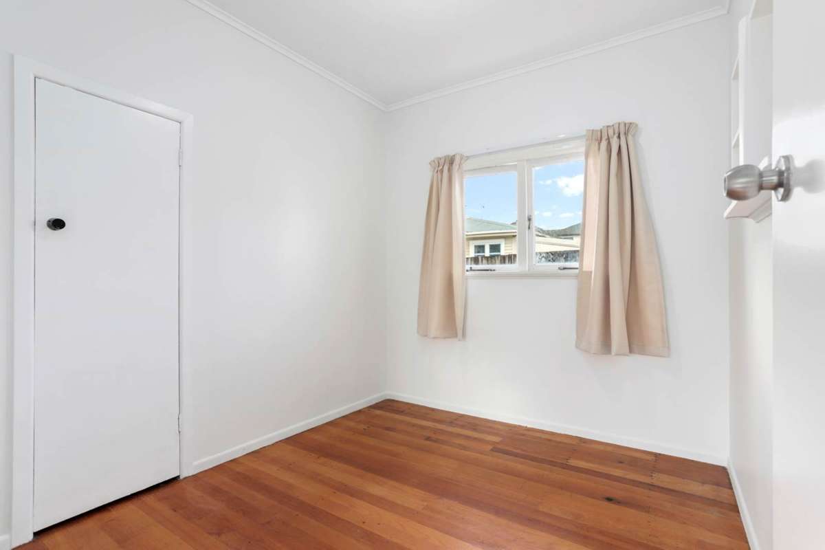 71 Hillside Road_5