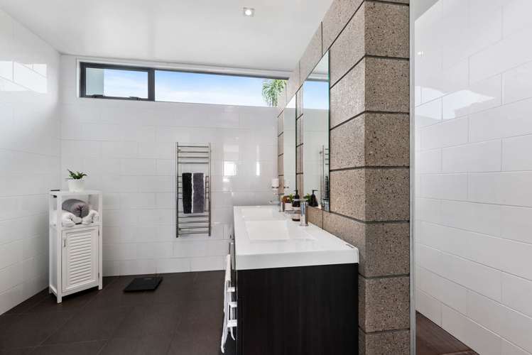 32 Mangatawhiri Road Omaha_14