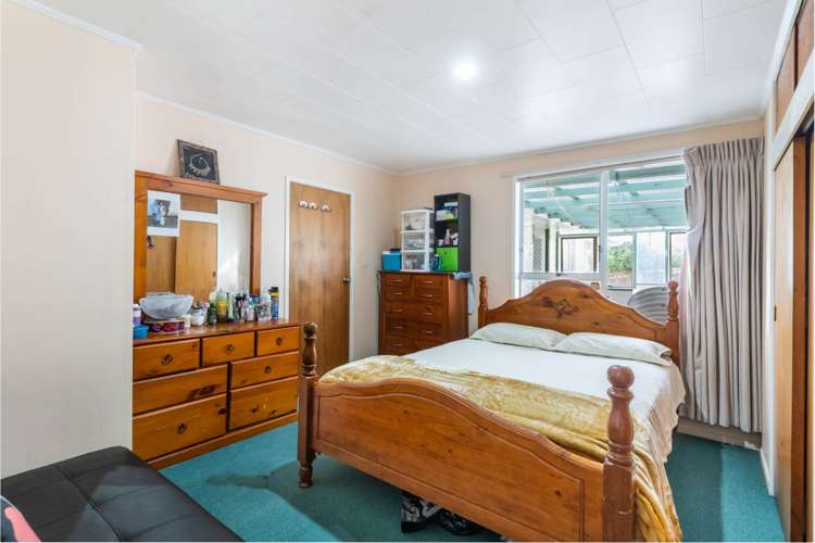 6 Iris Place Clendon Park_11