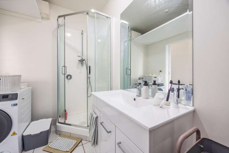 1b/9 Upper Queen Street Auckland Central_4