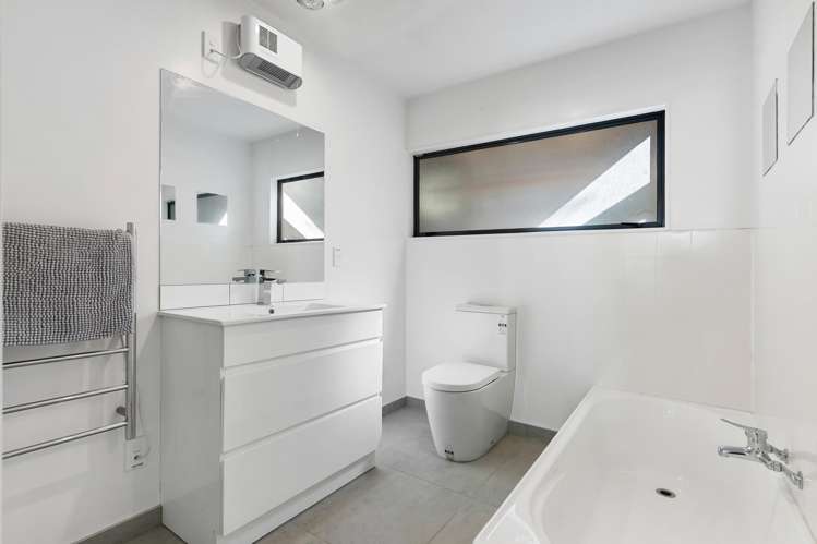 52 Cunliffe Street Churton Park_8