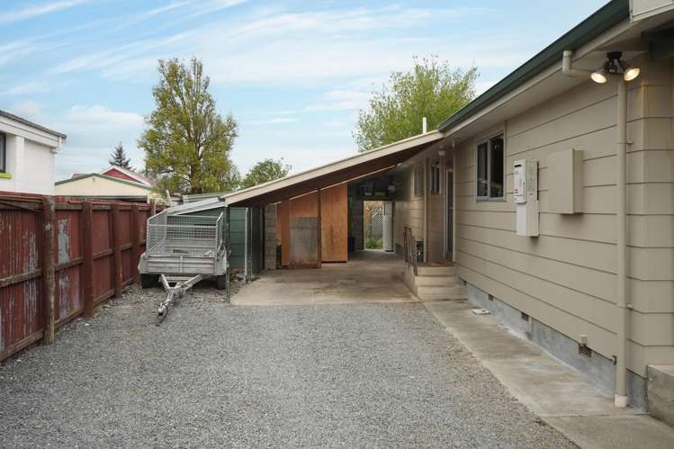 8 Leslie Street Culverden_19