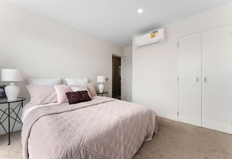 10a Serjeant Street Henderson_8