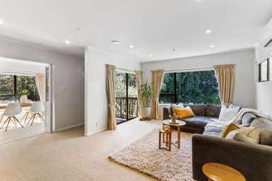 1/964 Beach Road_2