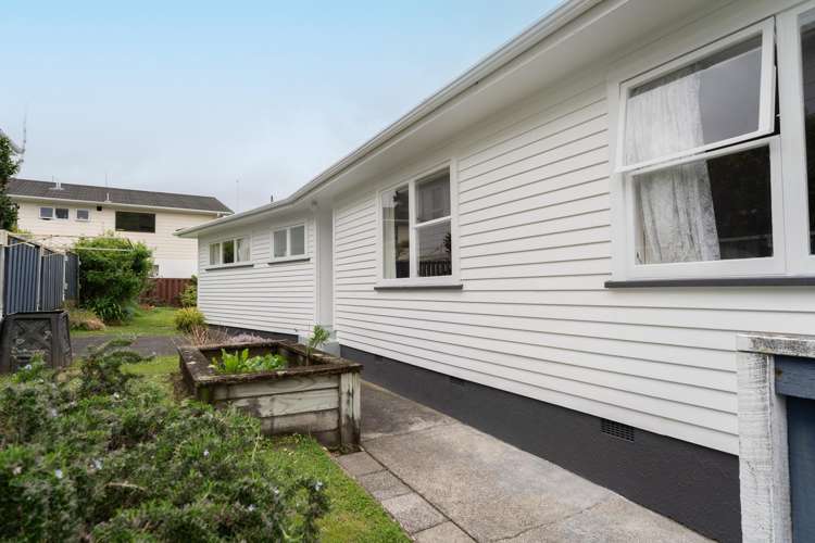 115 Oriel Avenue Tawa_10