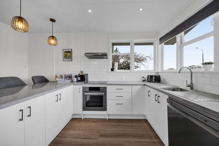 75 Wrantage Street Westown_13