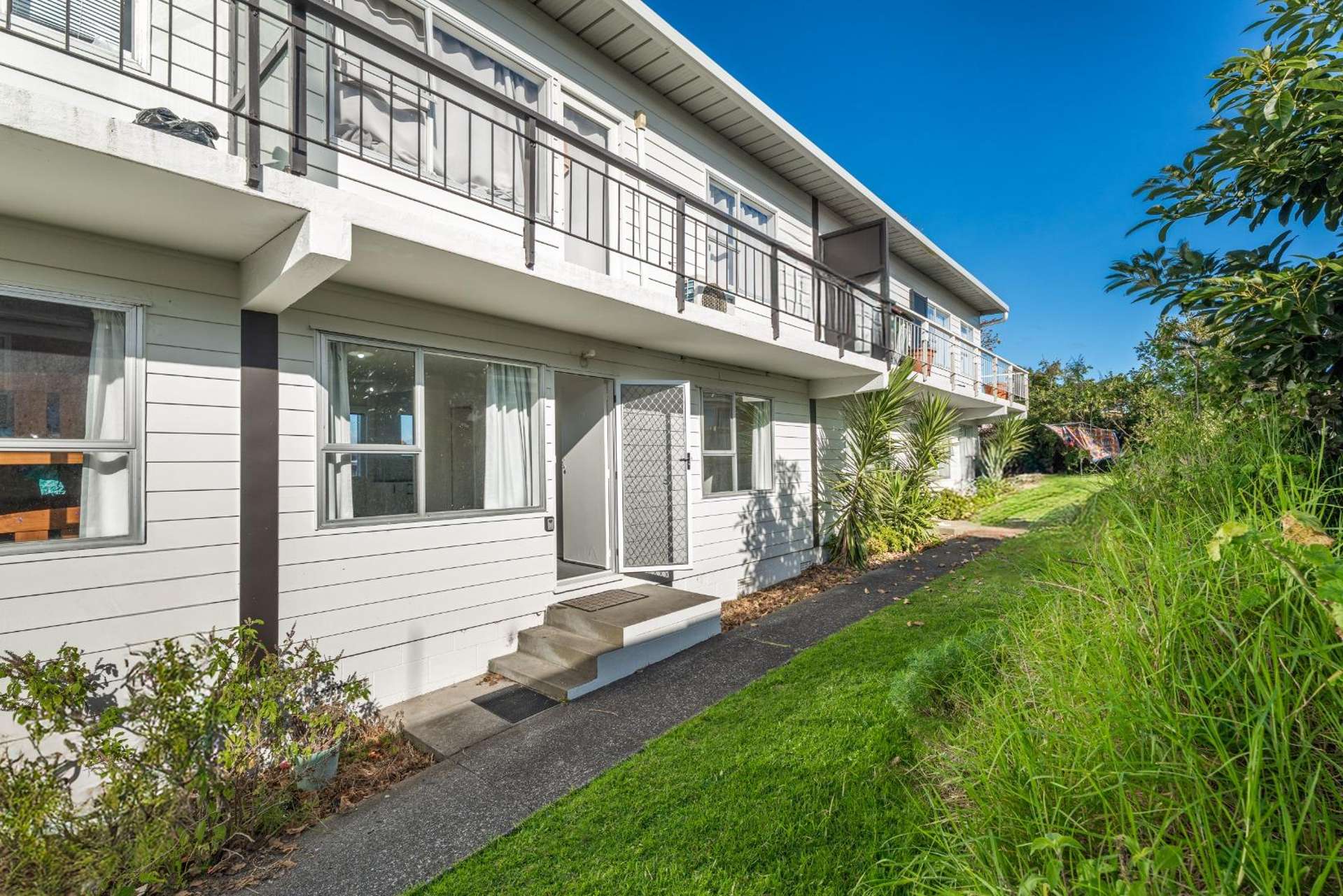 9/6 Eden View Road 1781_0