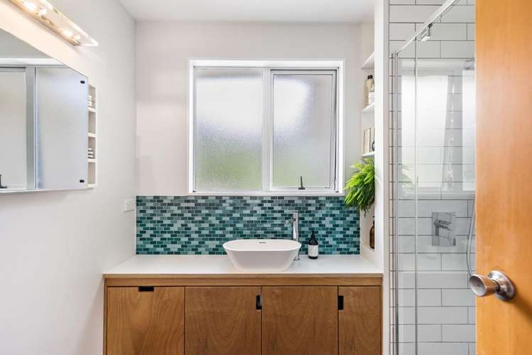 23 Staincross Street Green Bay_15