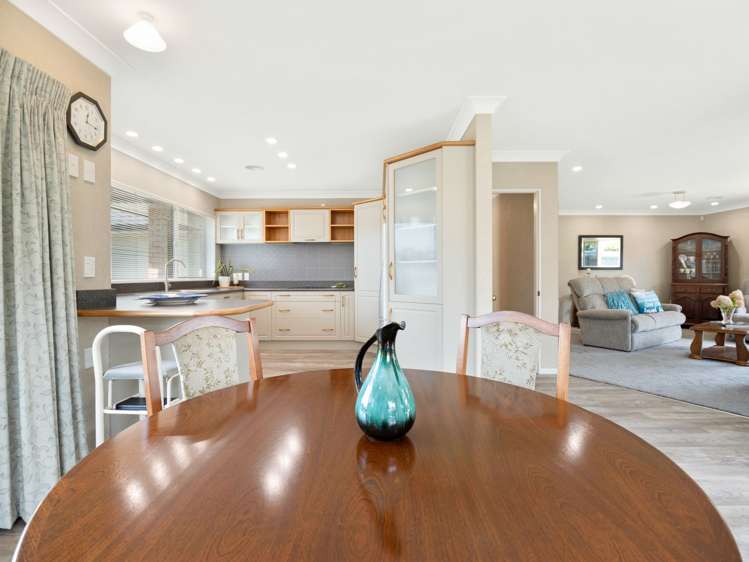 4 Merlin Close Huntington_14