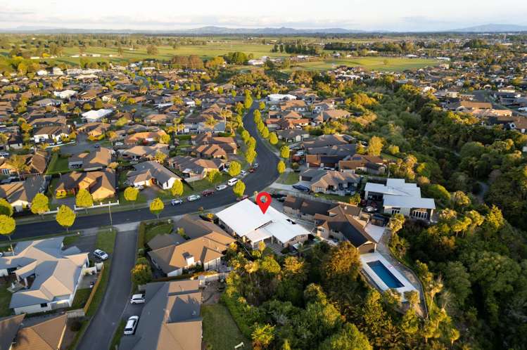 140 Saint James Drive Huntington_35