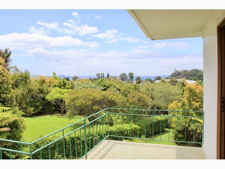6 Rimu Road Stanmore Bay_9