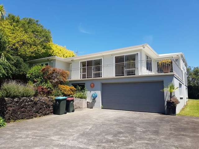 14 Olsen Avenue Hillsborough_1