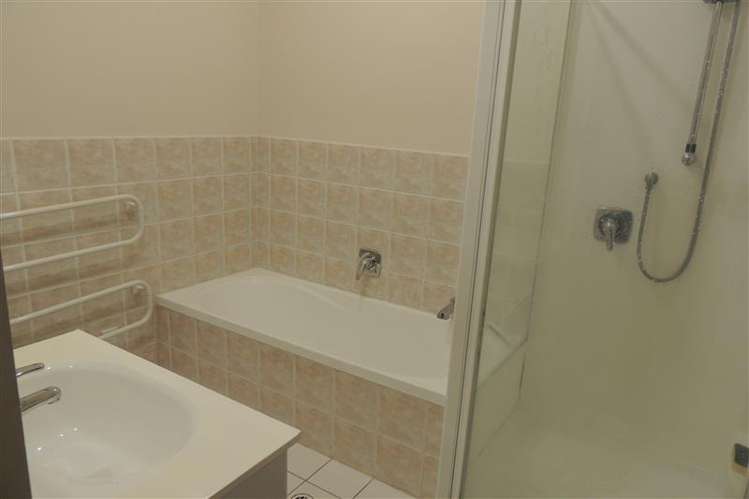 1f/6 Queen Street Palmerston North Central_6