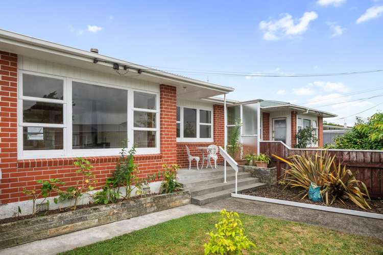 4 Worcester Street Levin_1