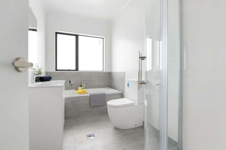 4/137 Avalon Drive Nawton_14