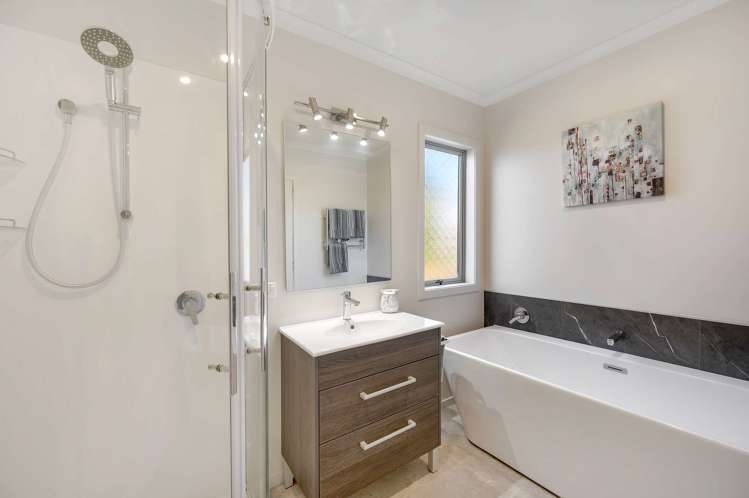 114 Wharerangi Road Greenmeadows_14