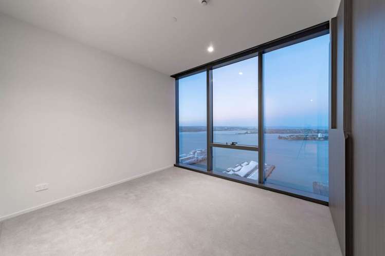 4801/10 Commerce Street City Centre_6