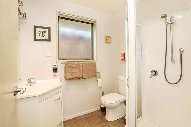 203 Queens Drive Windsor_9